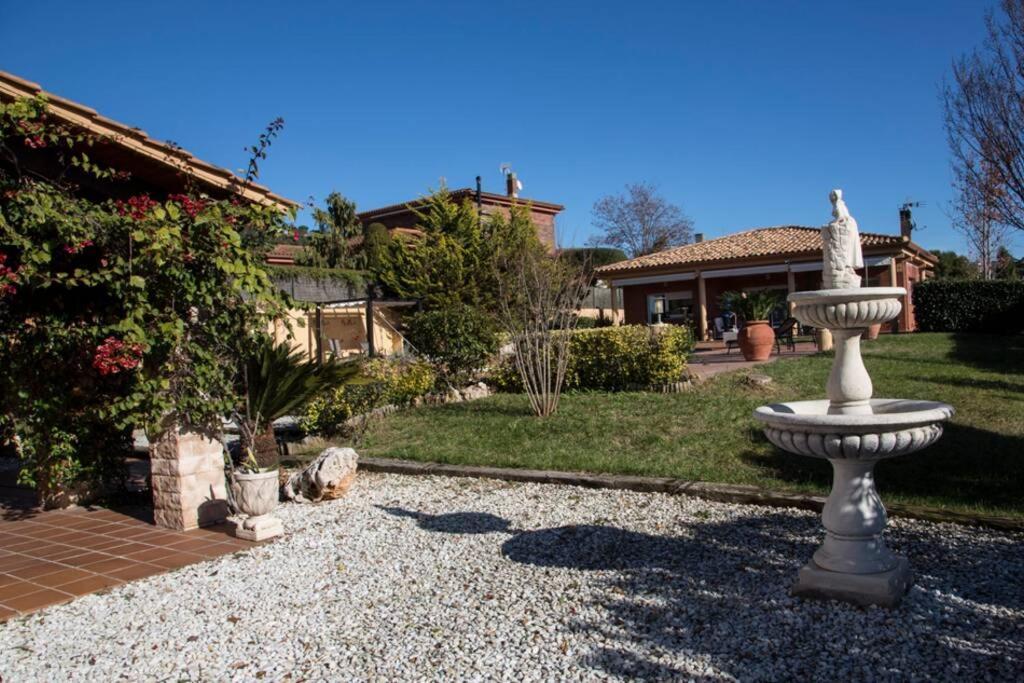 Casa Bella Con Piscina Caldes De Montbui Exterior foto