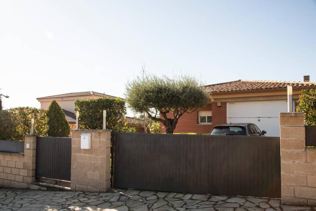 Casa Bella Con Piscina Caldes De Montbui Exterior foto